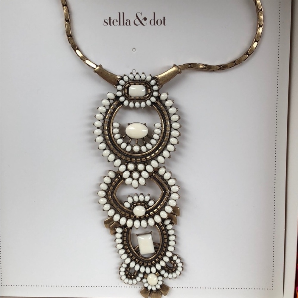 Stella and dot Havana pendant!!! Excellent condition